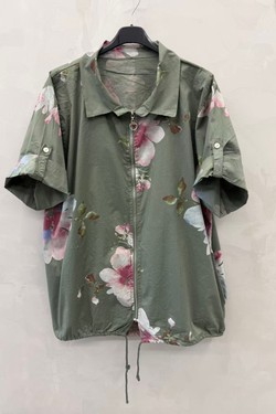IT661884-KAKI-KAKI