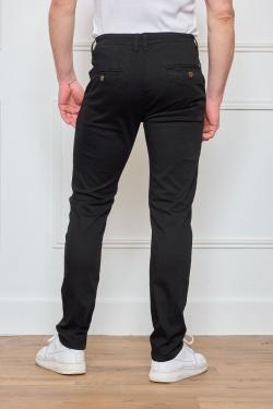 D070-NOIR
