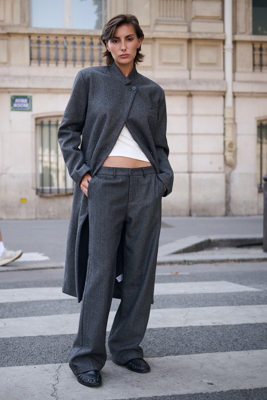 B645-GRIS