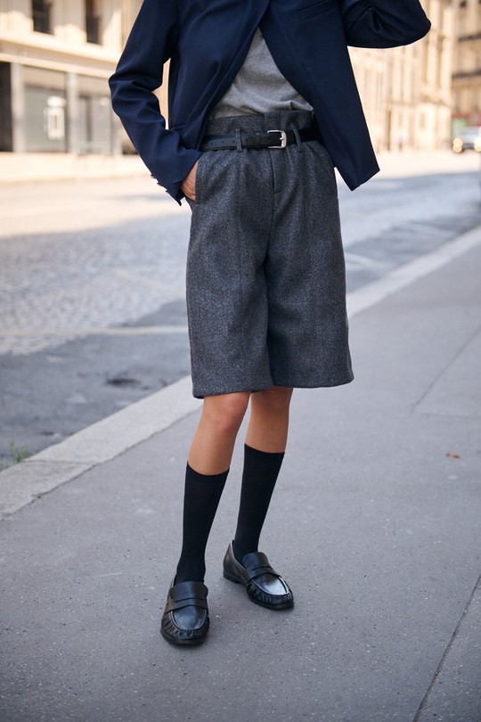 B646-GRIS