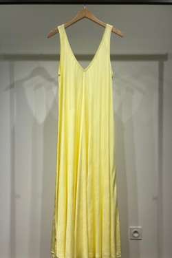 03918011-JAUNE