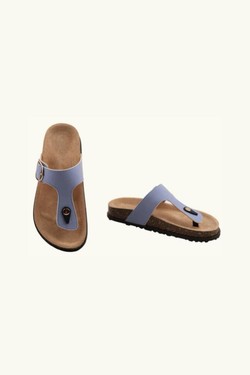 DM493-KAKI