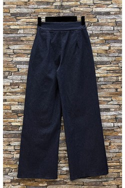 PM_A2740_JENNA-BLEU BRUT