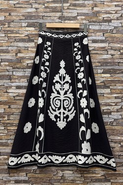 TYR_91688_NRBLC_LATINO-BLANC