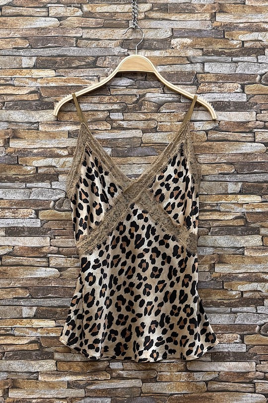 TYR_80786_LEOP_SANDRY_1026-CARAMEL