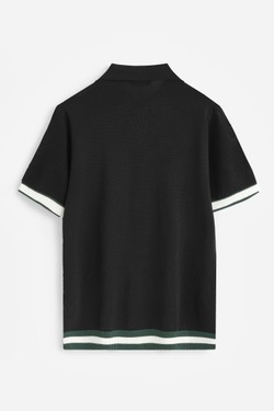 M681-1-NOIR